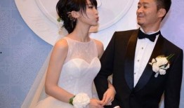 謝楠爆料吳京喝水視頻,喝水都這么有型！