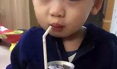 坑媽寶貝爆料圖片搞笑視頻,萌娃神操作，媽媽哭笑不得